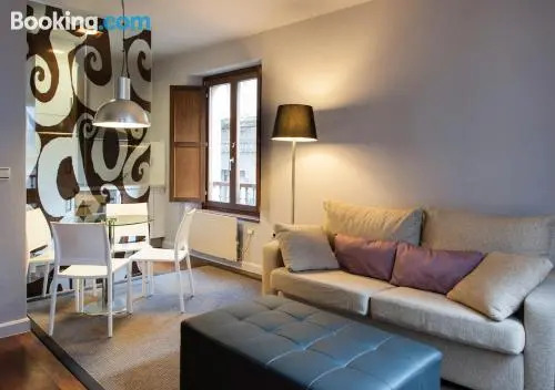 MyHouseSpain - Apartamentos Moros 41