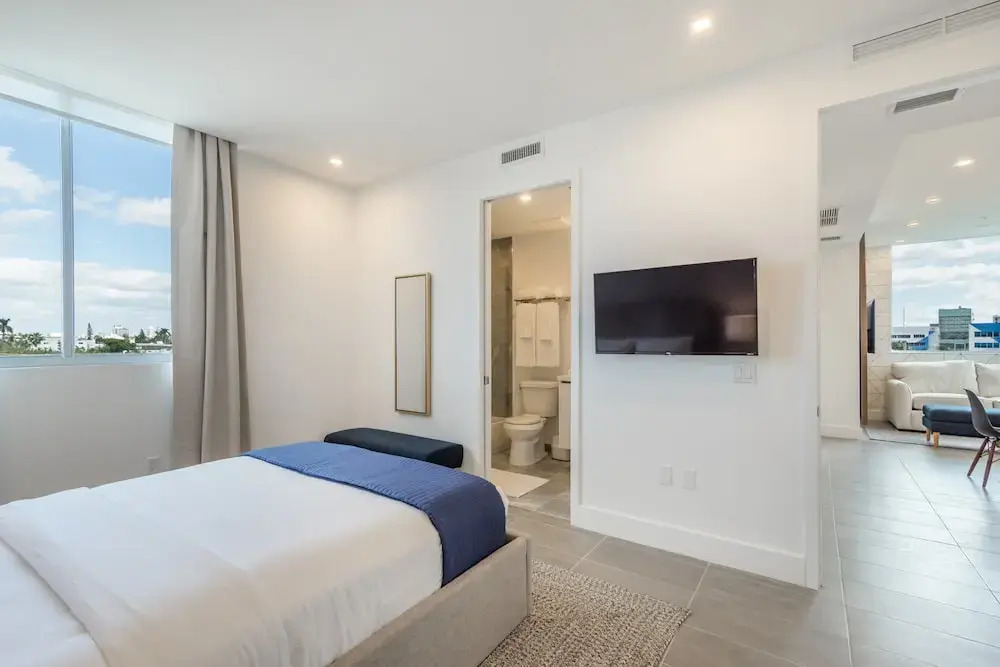 VHC Luxury Apartments 538 Apt #301