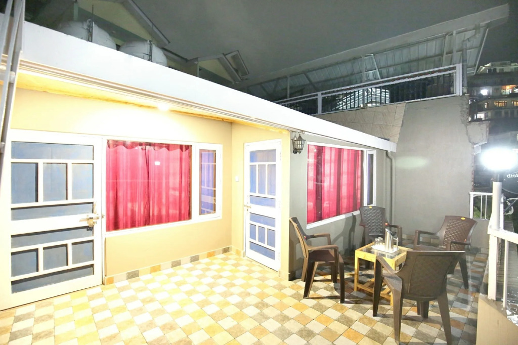 OYO 11095 Hotel Sai Stay Inn
