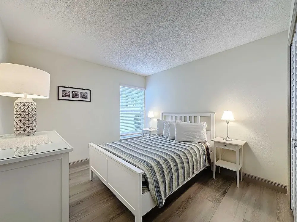 South Facing Golf Course Villa Updates Throughout
