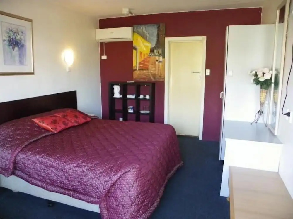 Palms Motel Footscray