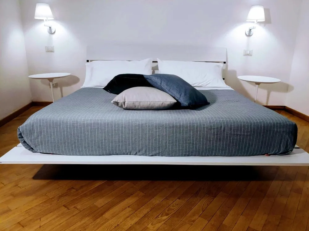 Stella CasaBono
