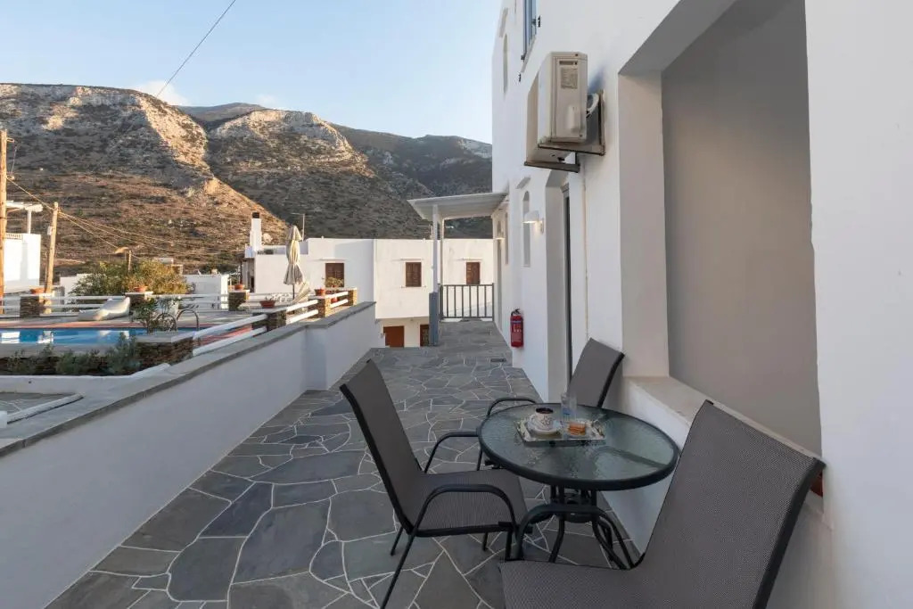 Litsa Rooms