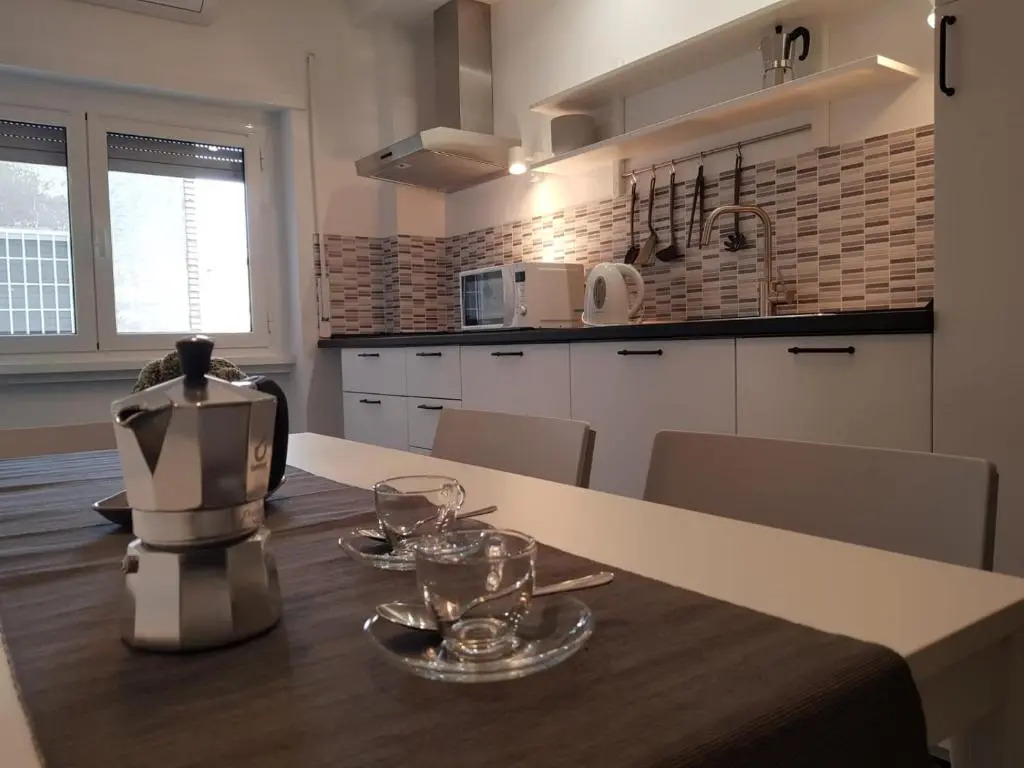Nomentana White Apartments