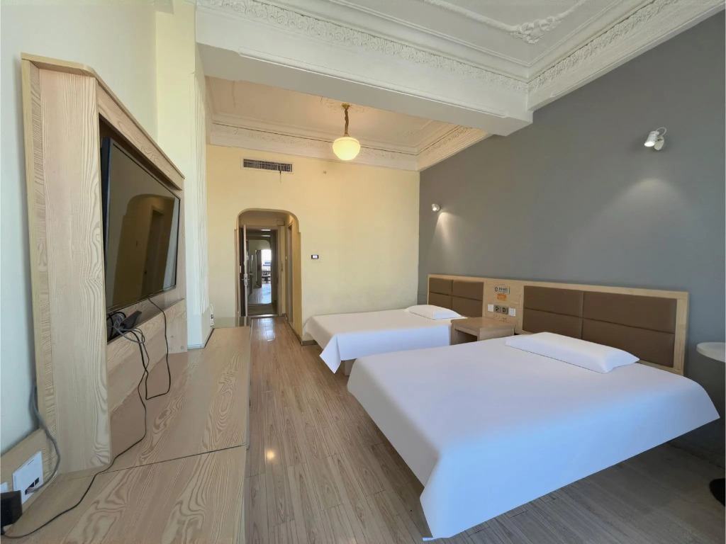 7 Days Inn (Harbin Railway Station Square)