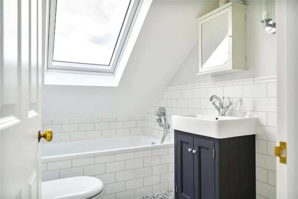 Large and Modern 3 Bedroom Family Home in Earlsfield
