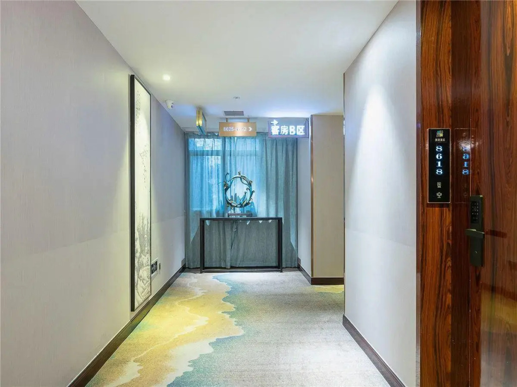 Manhao Hotel