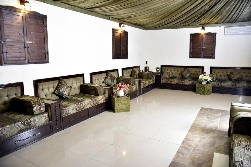 Al Bateel Hotel Apartments