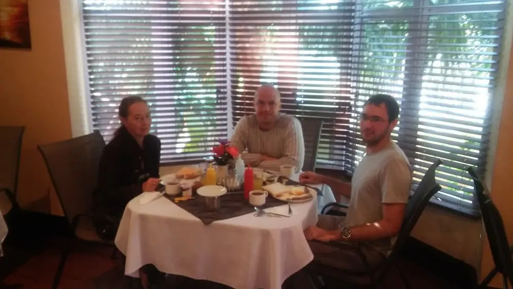 KZN Park View Guest House - Halal Friendly Accommodation Durban