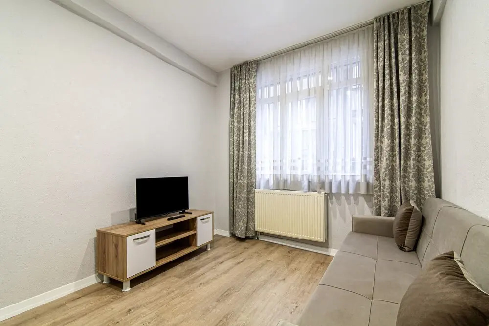 Centrally Located Apartment With Backyard in Sisli
