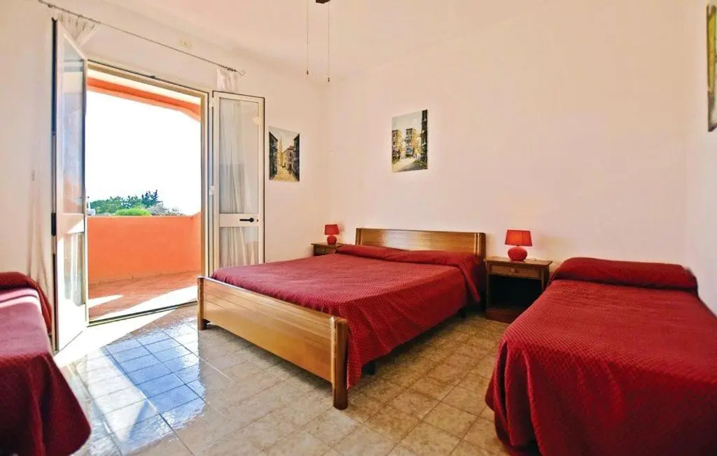 Apartment with 2 bedrooms in Triscina with wonderful sea view terrace and WiFi 150 m from the beach
