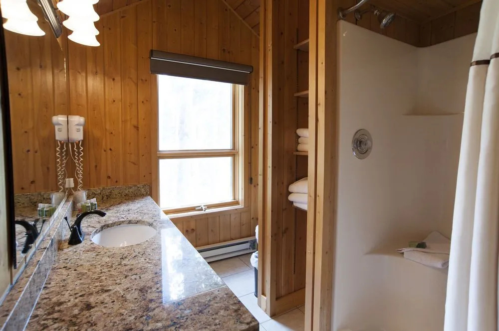 320 Guest Ranch