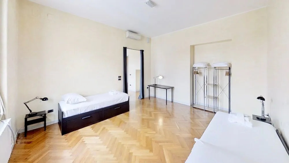 Triestevillas A/C Huge Central & Brand New - 5BR