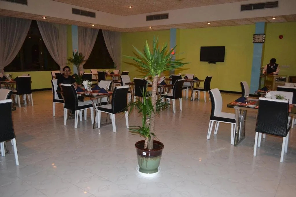 Al Rusayl Hotel