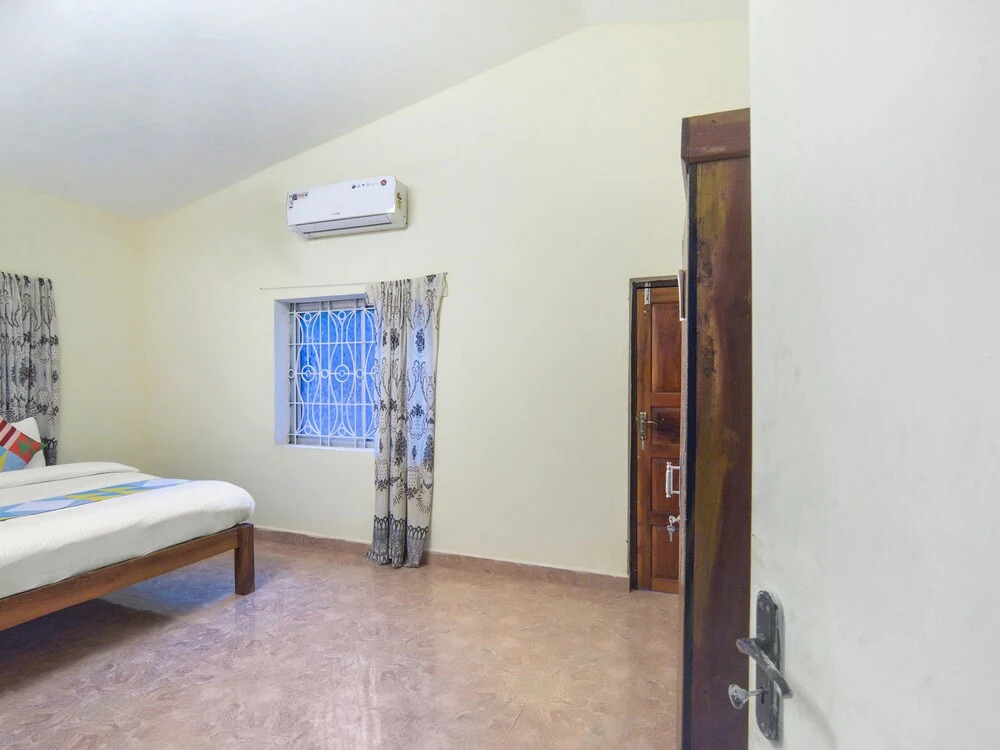 OYO 15550 Home Riverview 2BHK Canacona