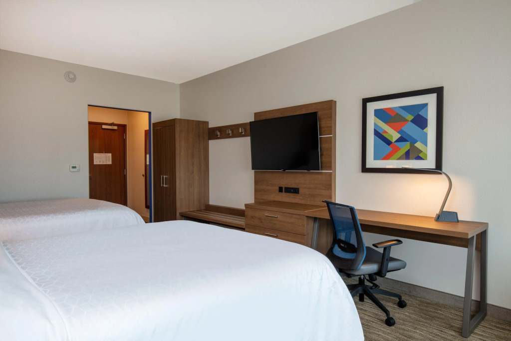 Holiday Inn Express & Suites - Beloit by IHG