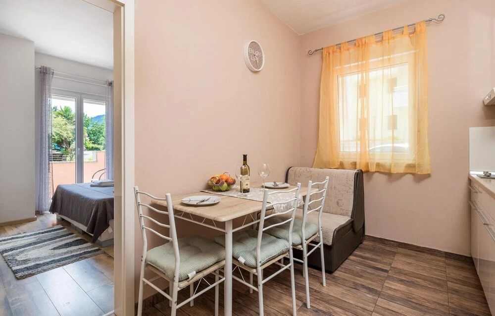 Amazing Apartment in Opric With Outdoor Swimming Pool, Wifi and 1 Bedrooms