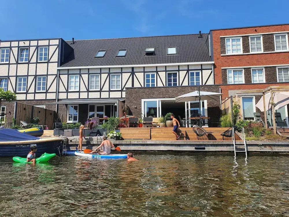Spacious Holiday Home in Alkmaar With Garden