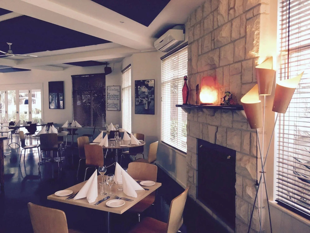 Boathouse Resort Studios and Suites