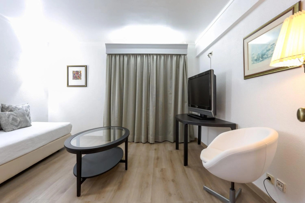 Hotel Arangues
