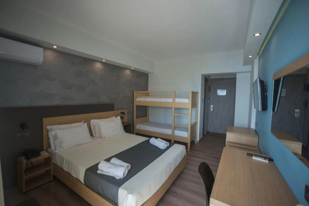 Pappas Hotel