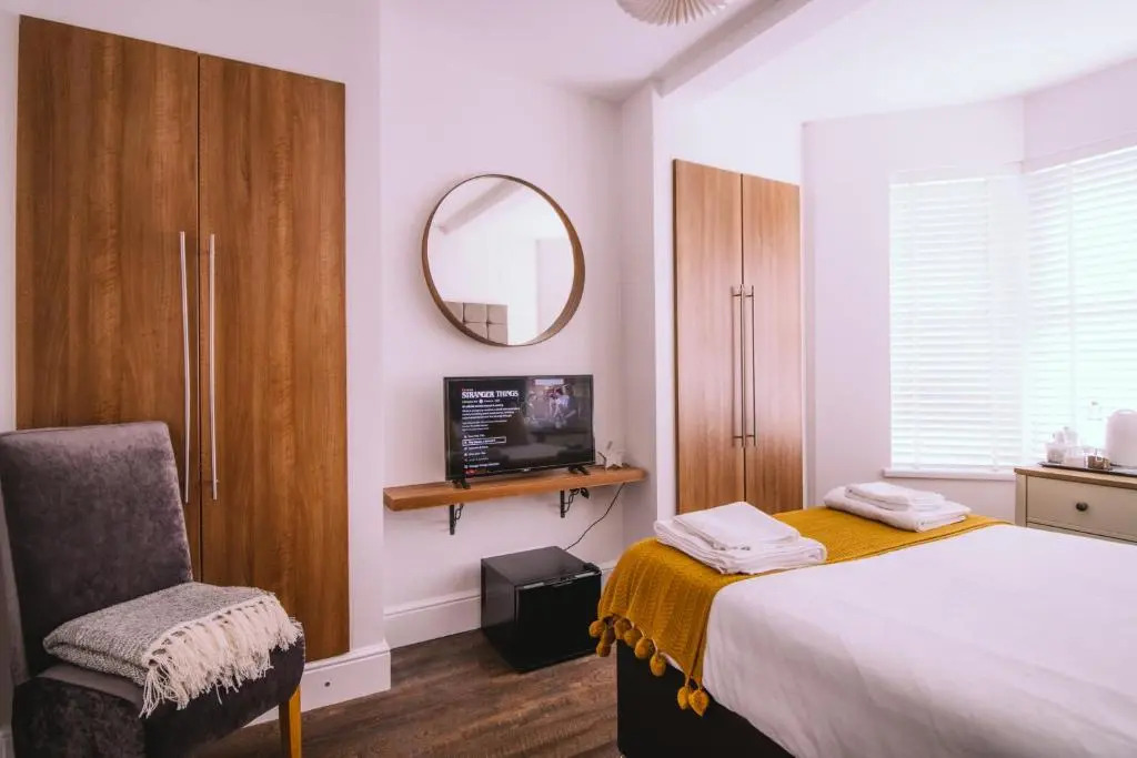 Haven House Rooms, Barry