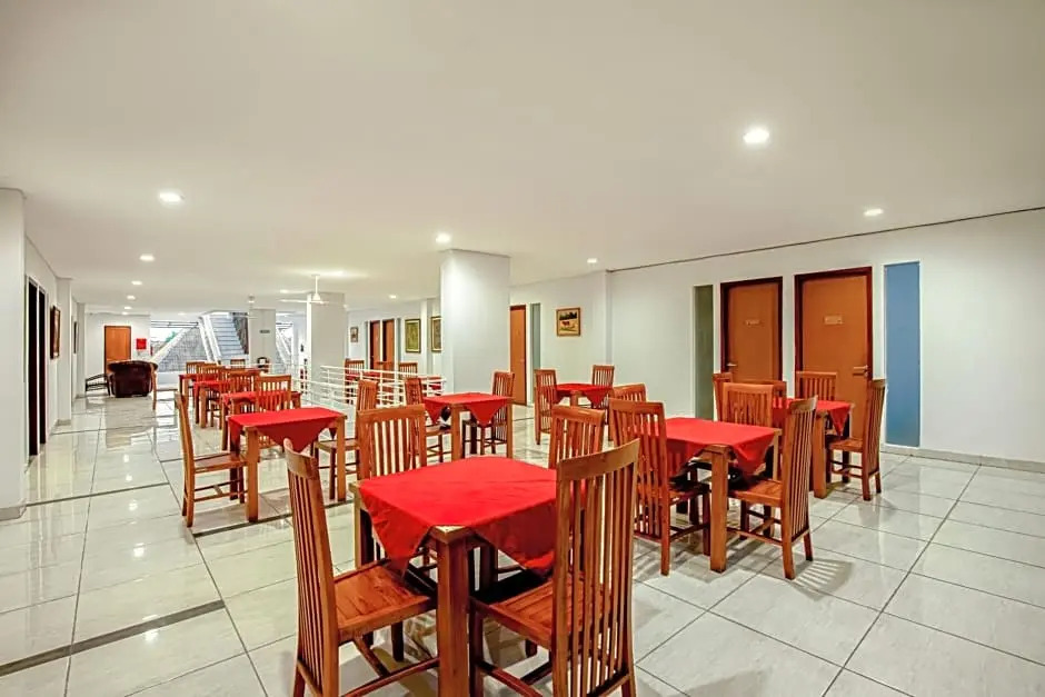 Sans Hotel Prime Cailendra Yogyakarta by RedDoorz