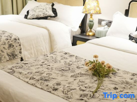 Huaxi Loft Vacation Apartment (Wugongzhi Wharf Branch), Zhujiajian