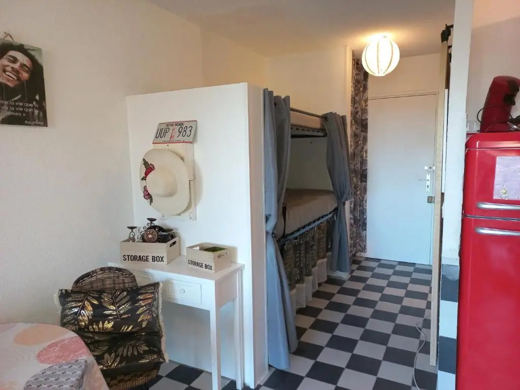 Studio Corse avec véhicule dispo à l'aéroport de Bastia