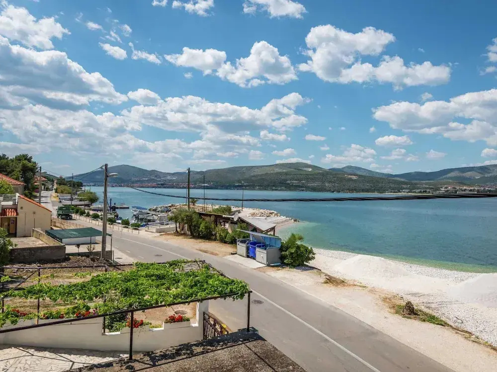 Luxurious Holiday Home in Arbanija with Hot Tub