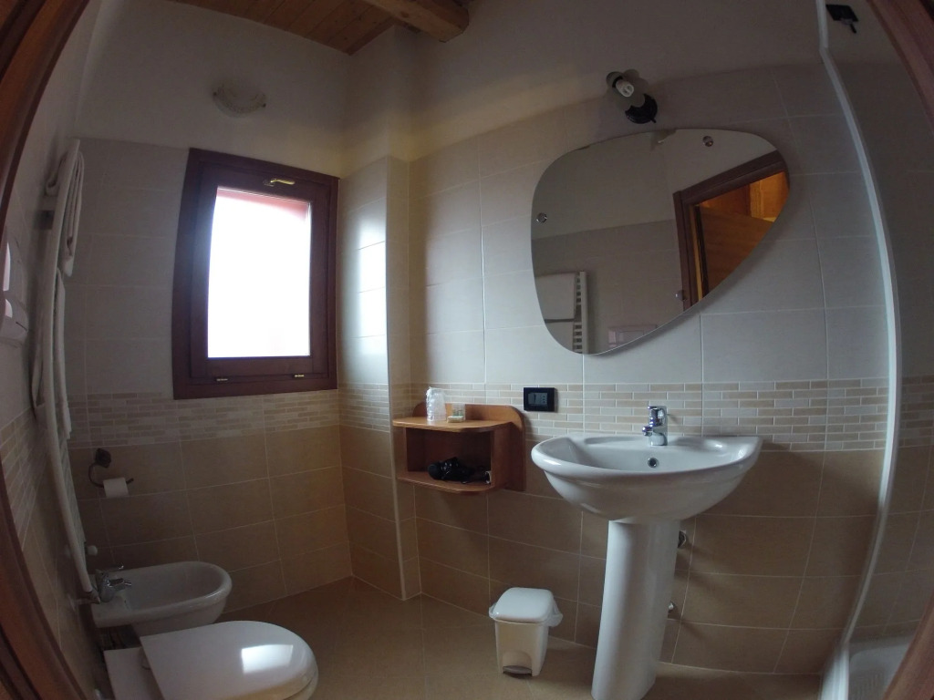 BORGHETTO AIRPORT/HOSPITAL