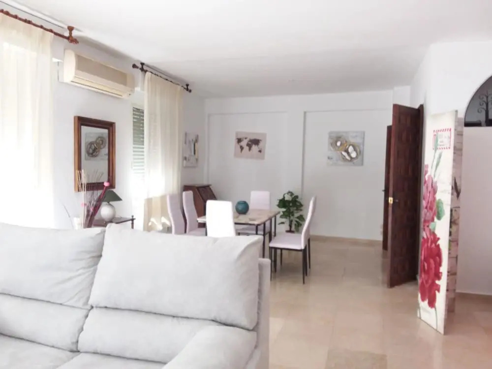Big Apart. In City Center with two Baths