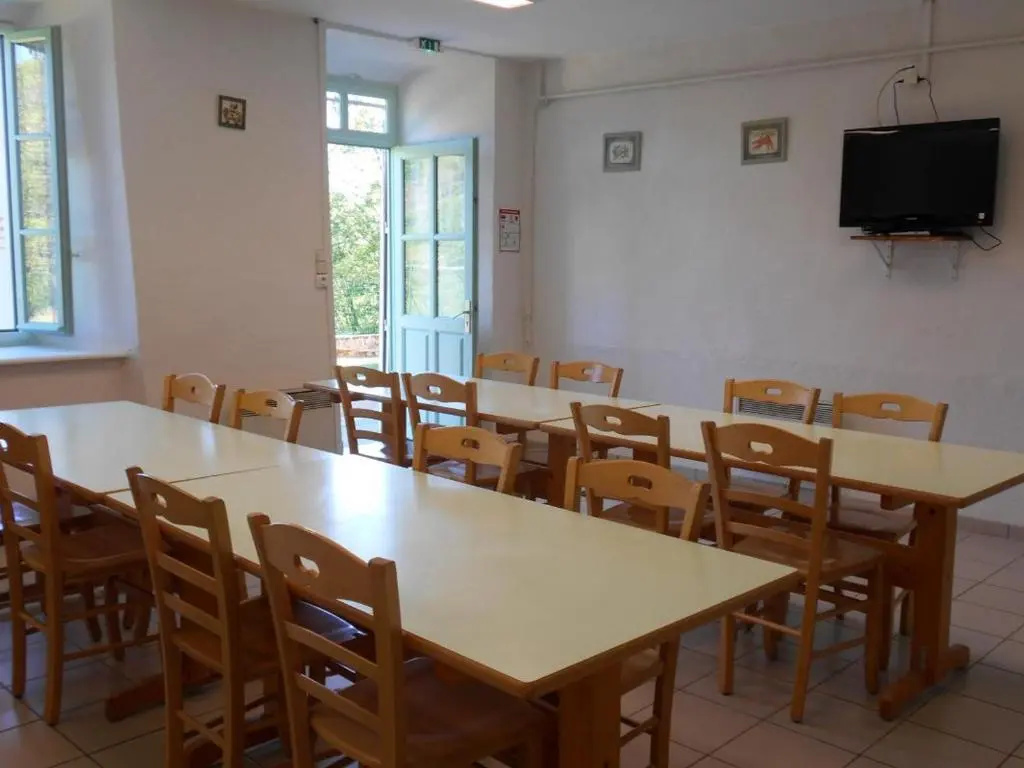 Gîte pour 14 pers à La Chabanne avec WiFi et animaux admis - FR-1-489-340