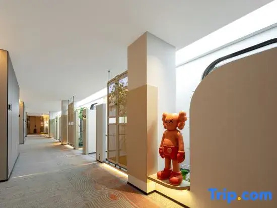 Tiangang Manfei Hotel (Ningbo Tiantong South Road Shounan Middle School Branch)