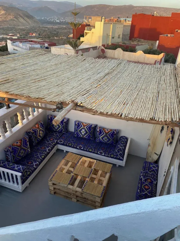 Titryte Surf House