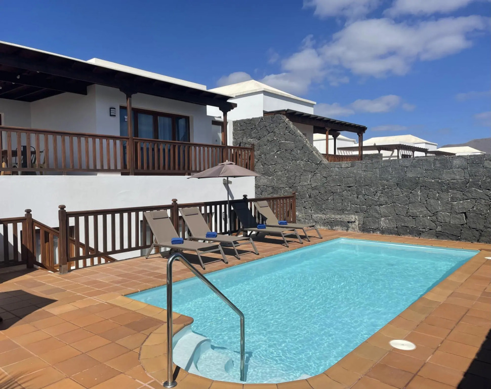 Villa Rosa by Villalia