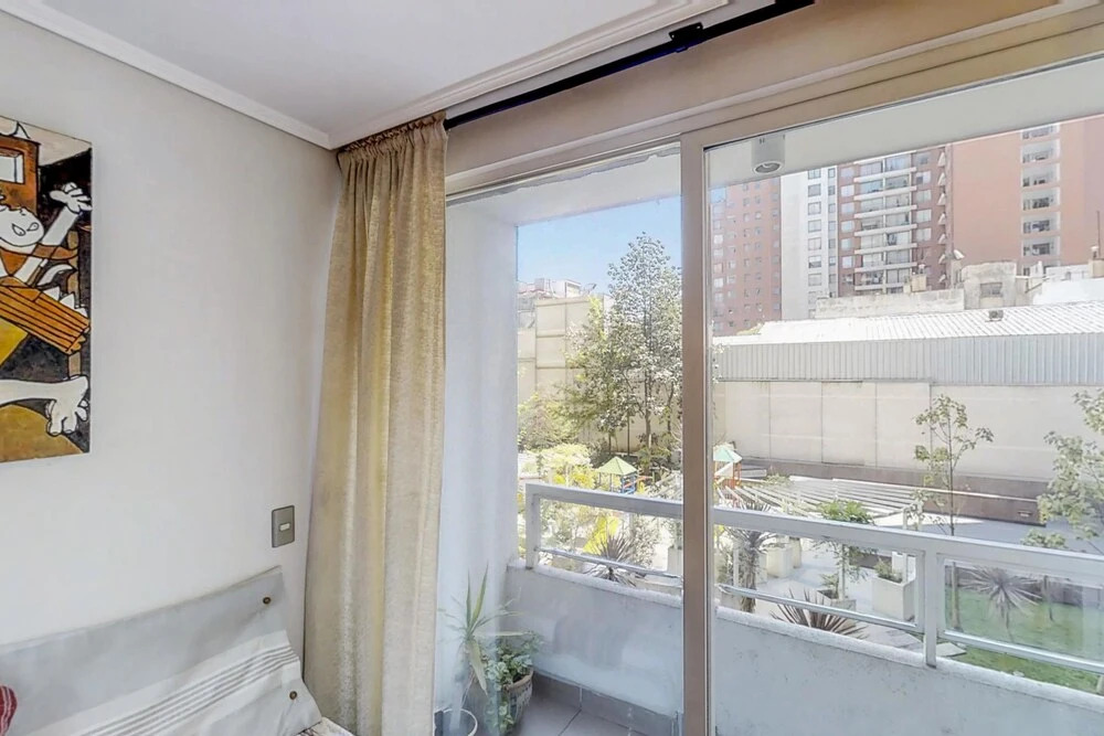 Departamento Central en Calle Lira