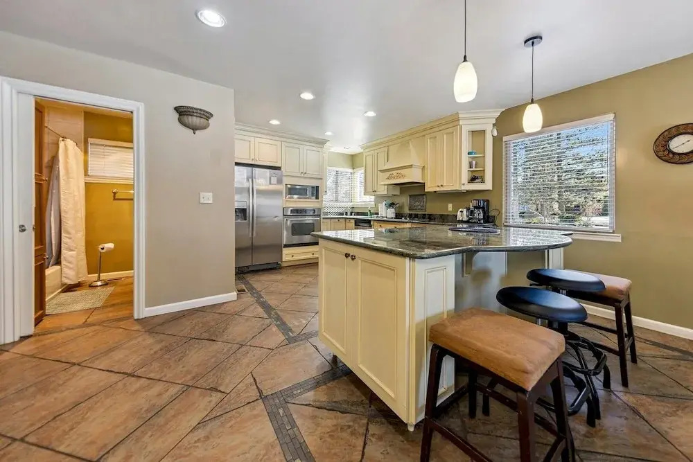 2253 Catalina Drive 4 Bedroom Home