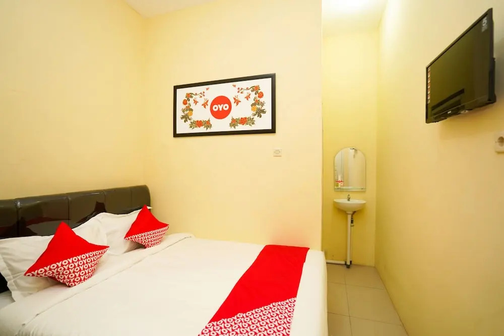 OYO 998 La'ana Residence Syariah