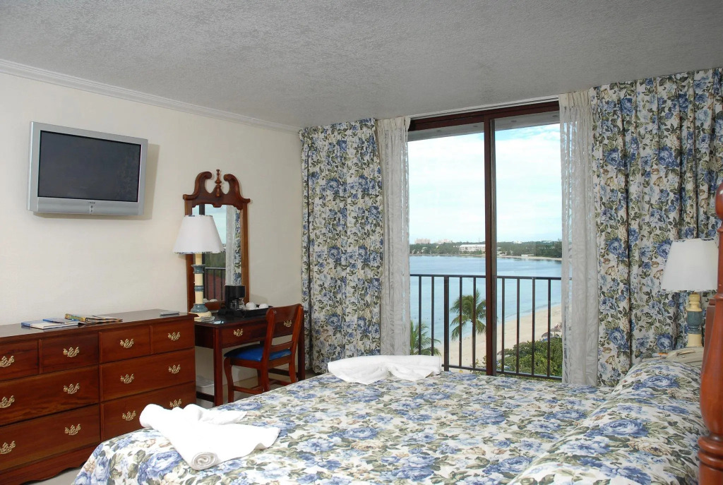 Breezes Resort & Spa All Inclusive, Bahamas