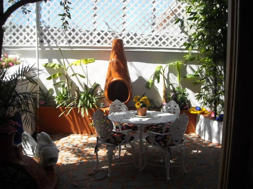 Welcome to Casa Viva Mexico 3-bedrooms 2-bathroms 6-Guests close to Shoping Center & Beach