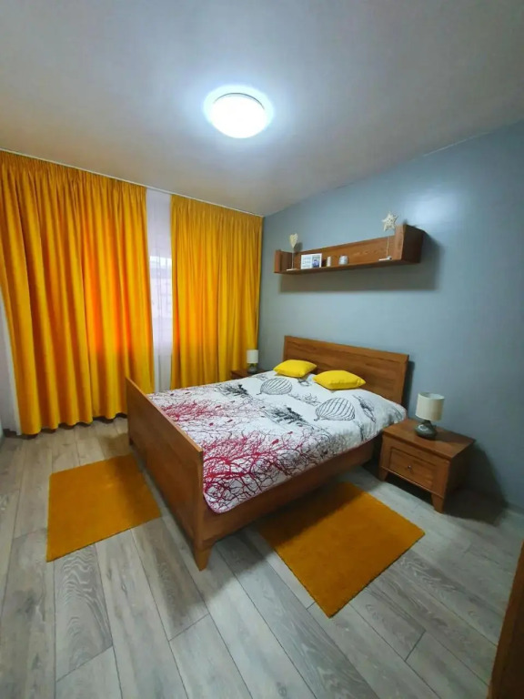 Yellow House Luxury Berceni
