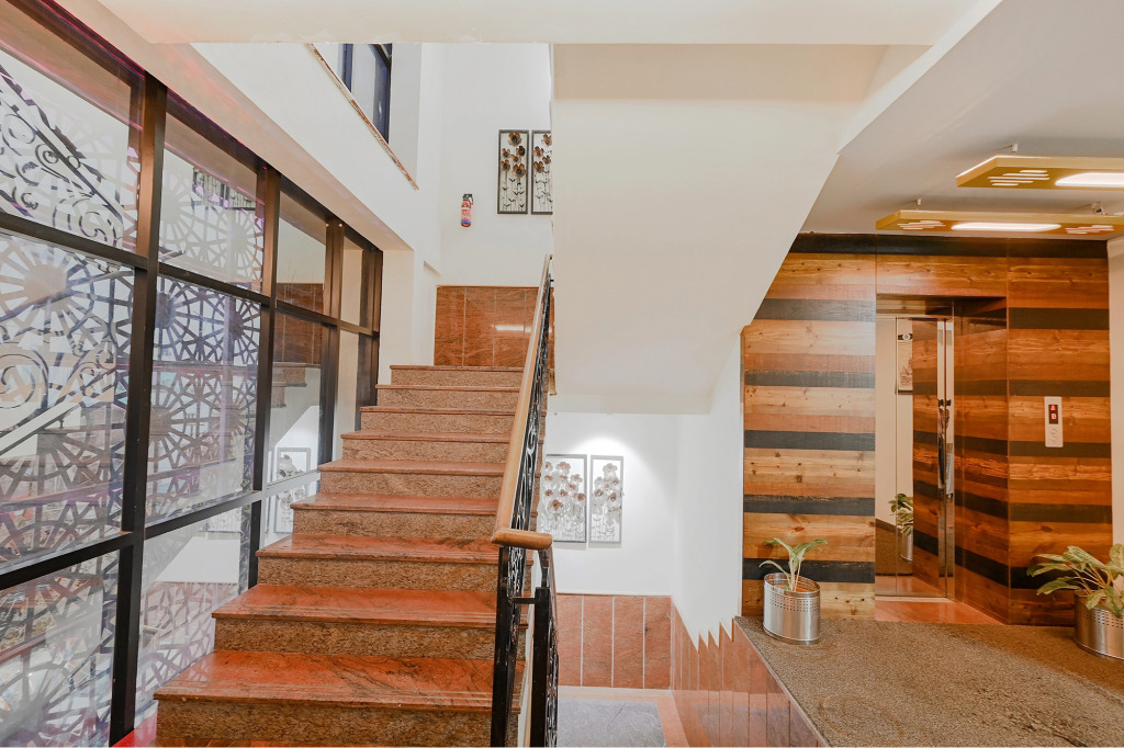FabHotel Prime Middleton - Nr Niladri Vihar Square
