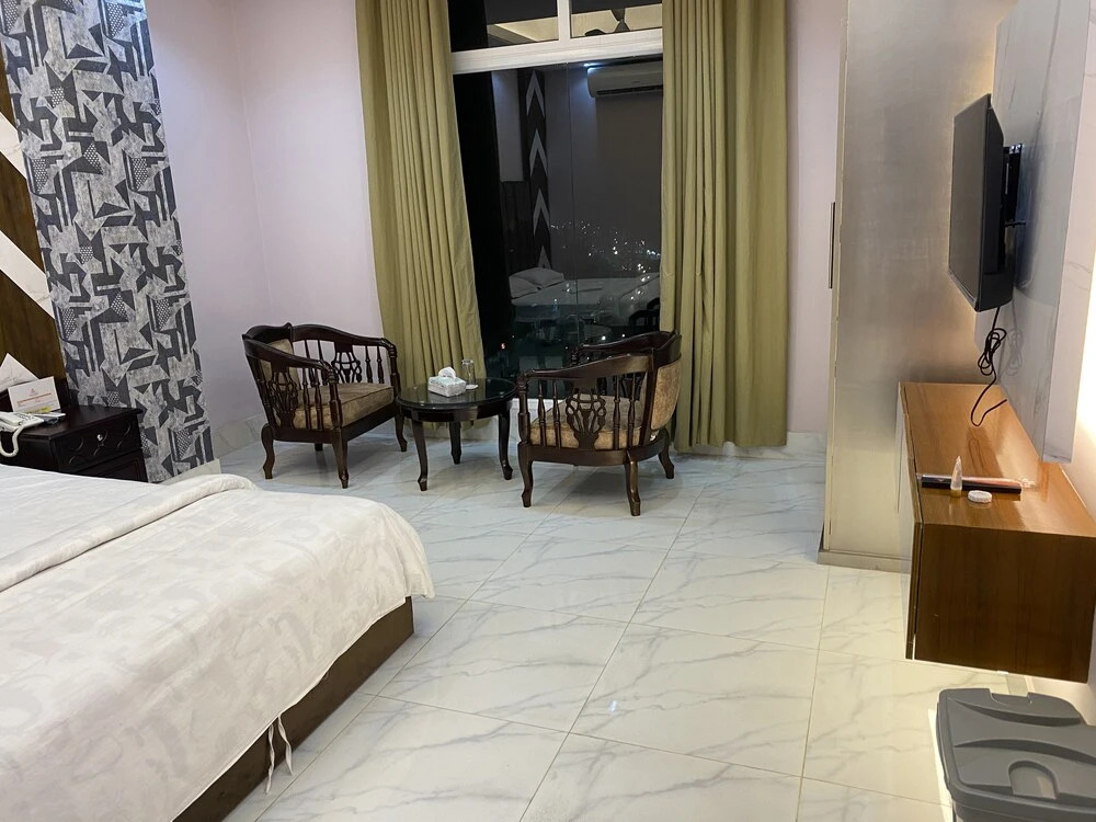 Hotel Ali Plaza