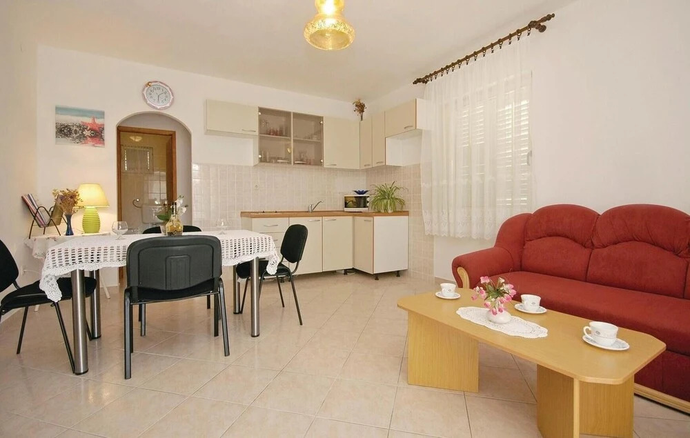 Nice Home in Vodice With Wifi and 3 Bedrooms