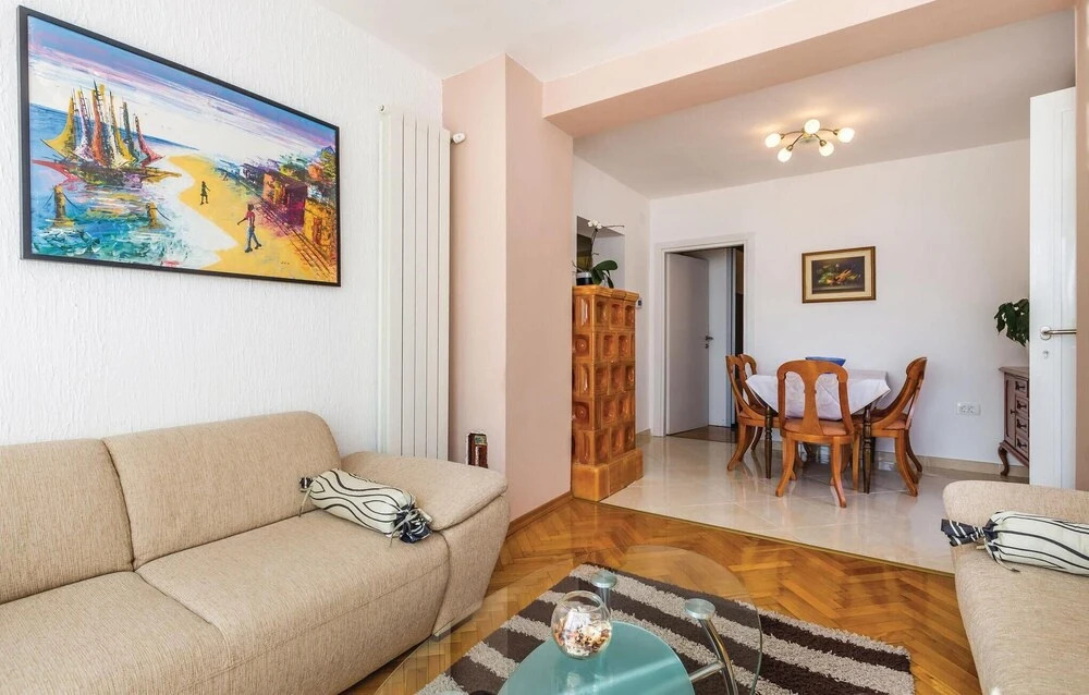 Amazing Home in Lovran With Wifi and 2 Bedrooms