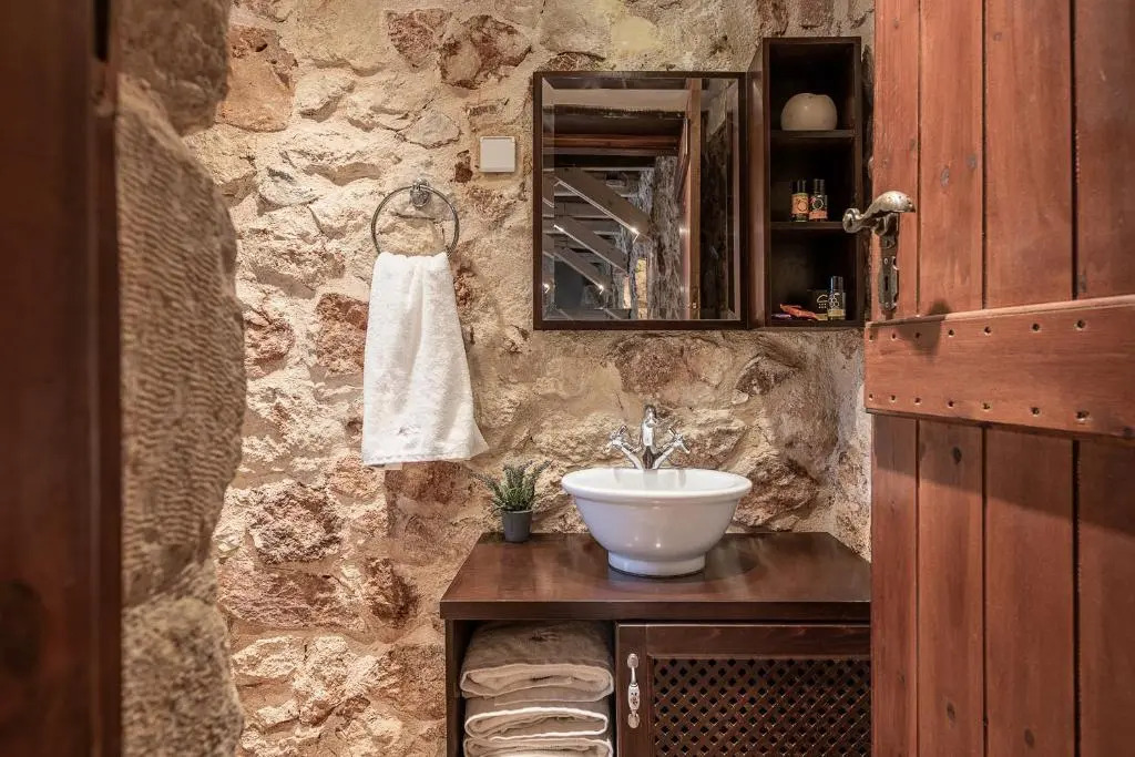 Verekinthos Villa, a Fine Country Retreat, By ThinkVilla
