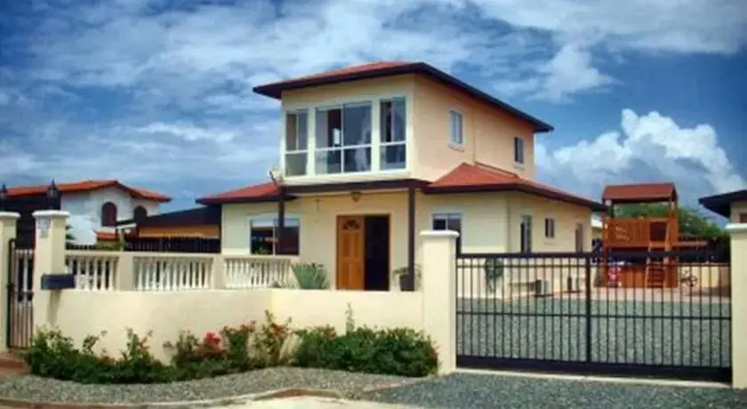 Noord Breeze Villa