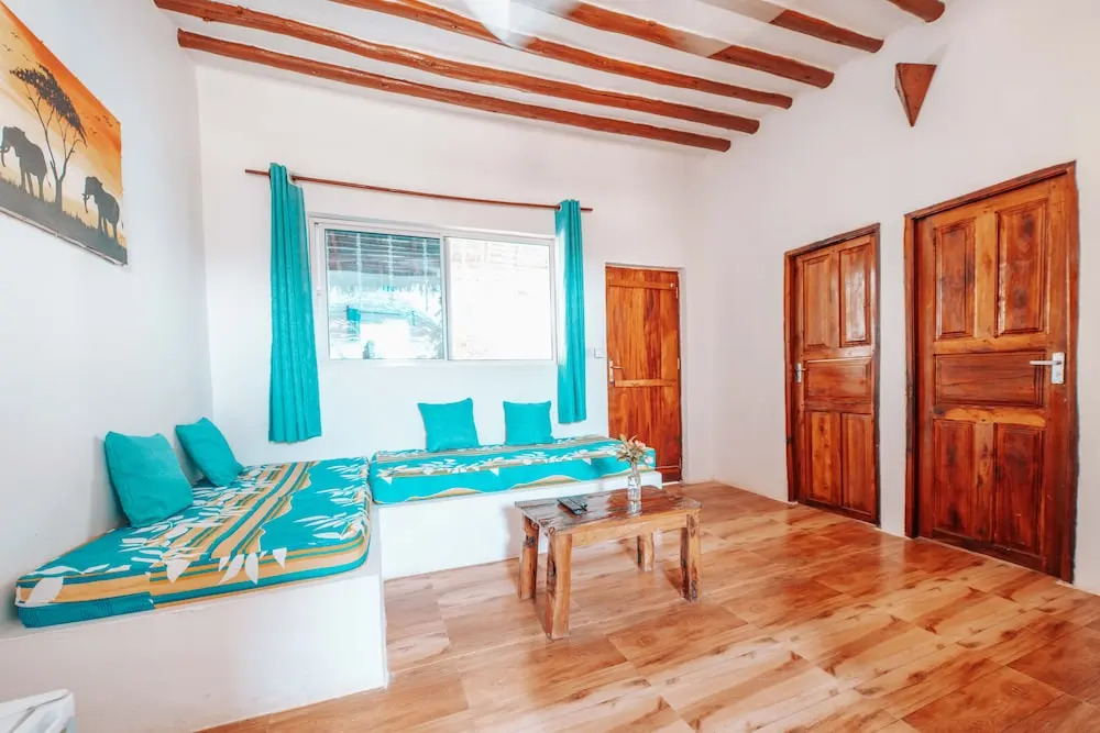 King Simba Apartment Hotel & Restaurant