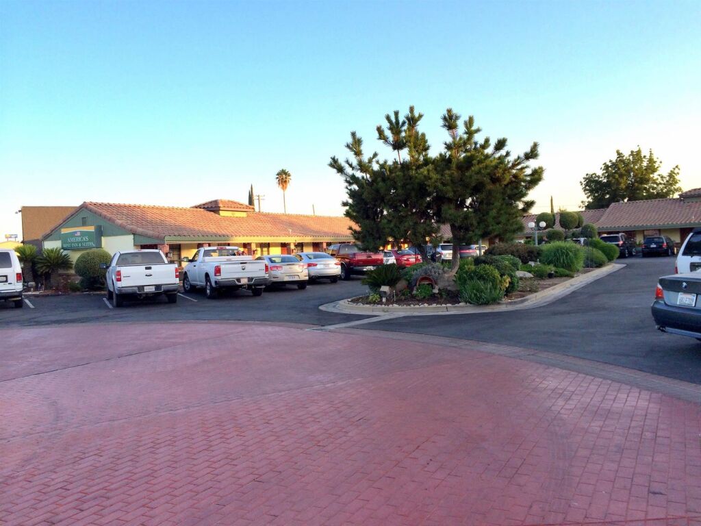 FairBridge Inn & Suites Gateway to Yosemite